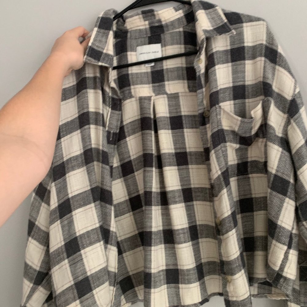 American Eagle Plaid cardigan